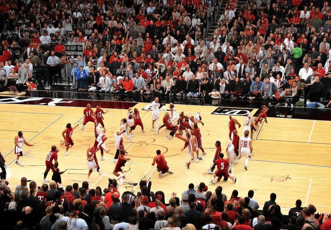 2011年NBA季后赛：热火VS公牛巅峰对决回顾(图1)